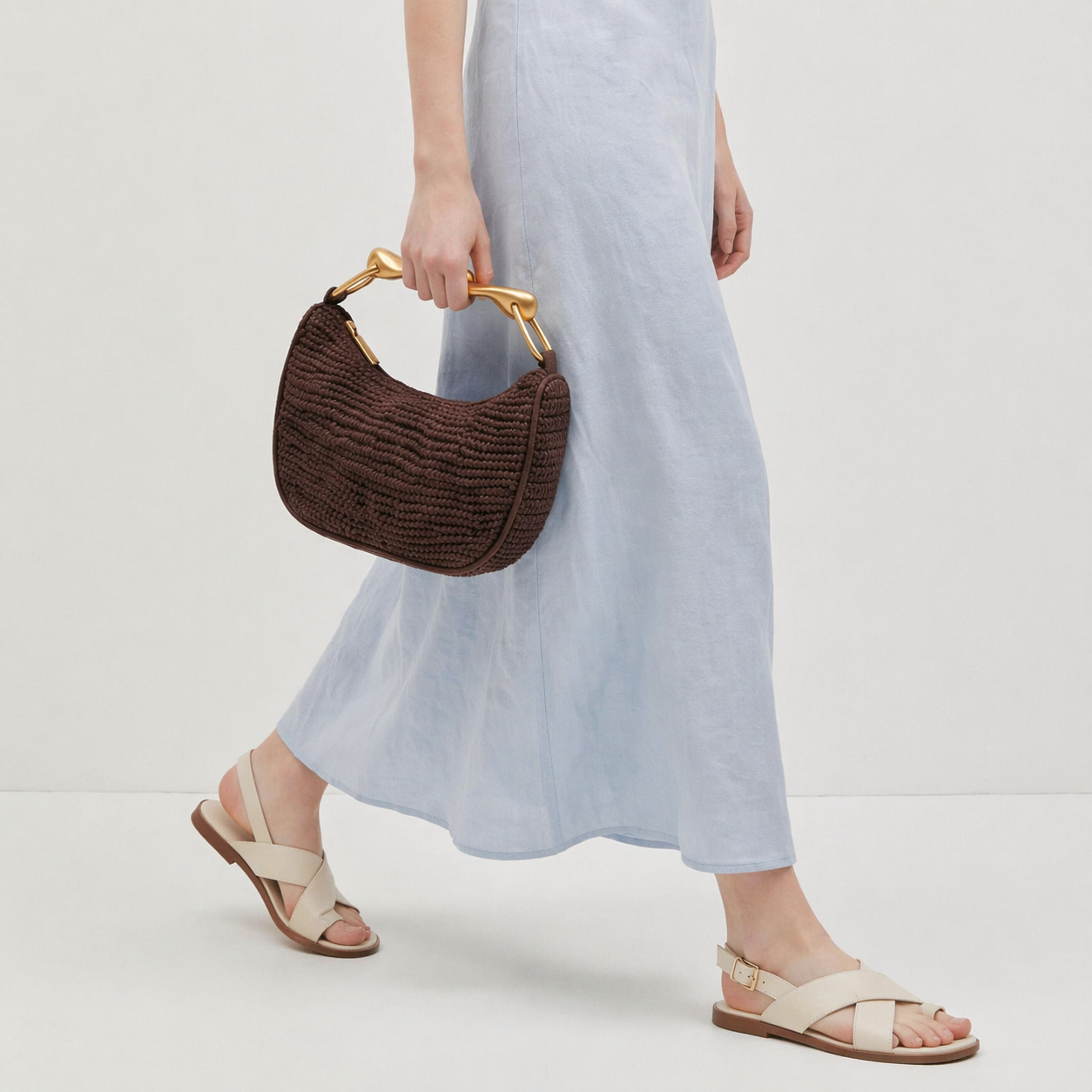Woven Straw Shoulder Bag Metallic Handle Summer Beach Hobo Clutch