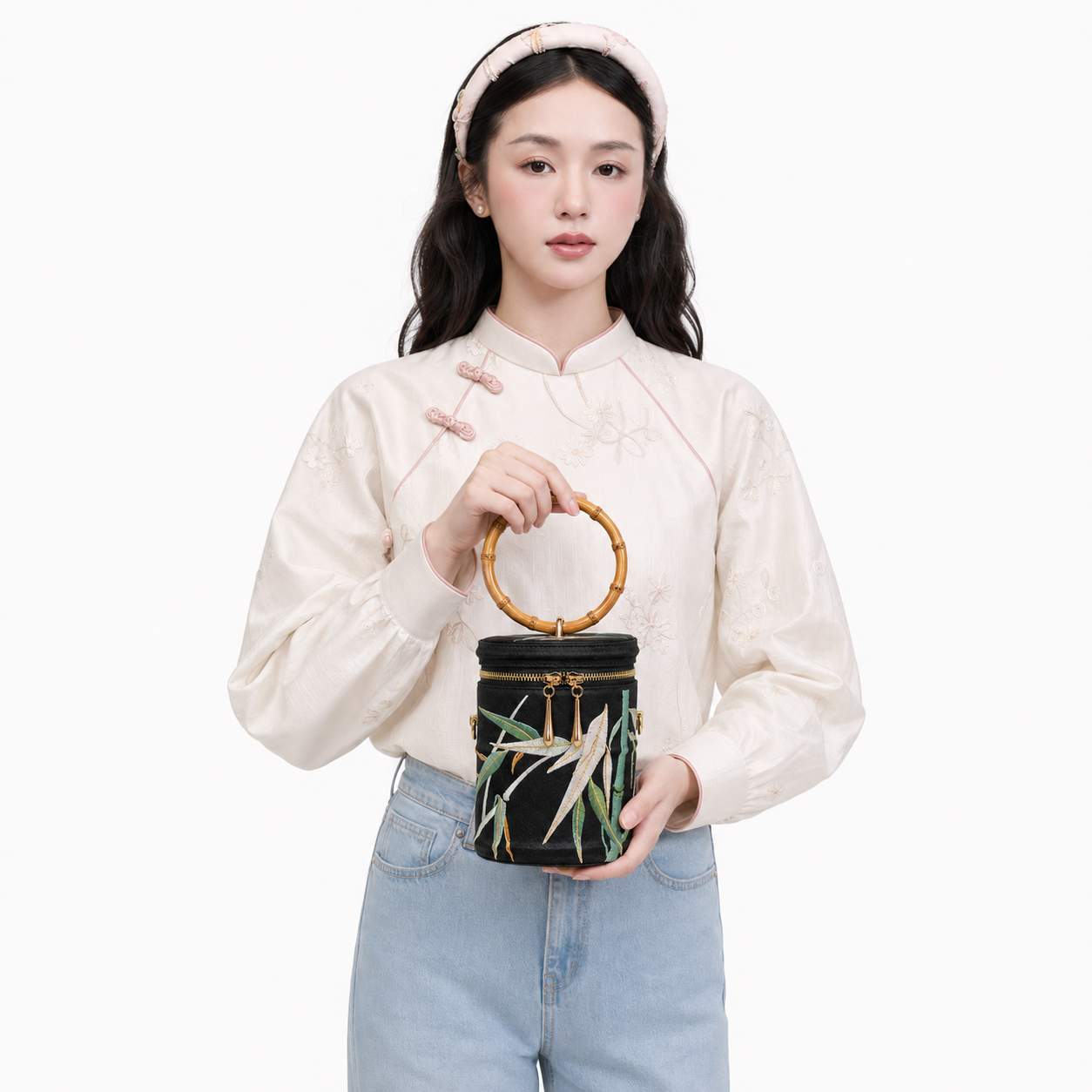 Vintage Bamboo Handle Embroidered Cylinder Bag Cheongsam Evening Purse
