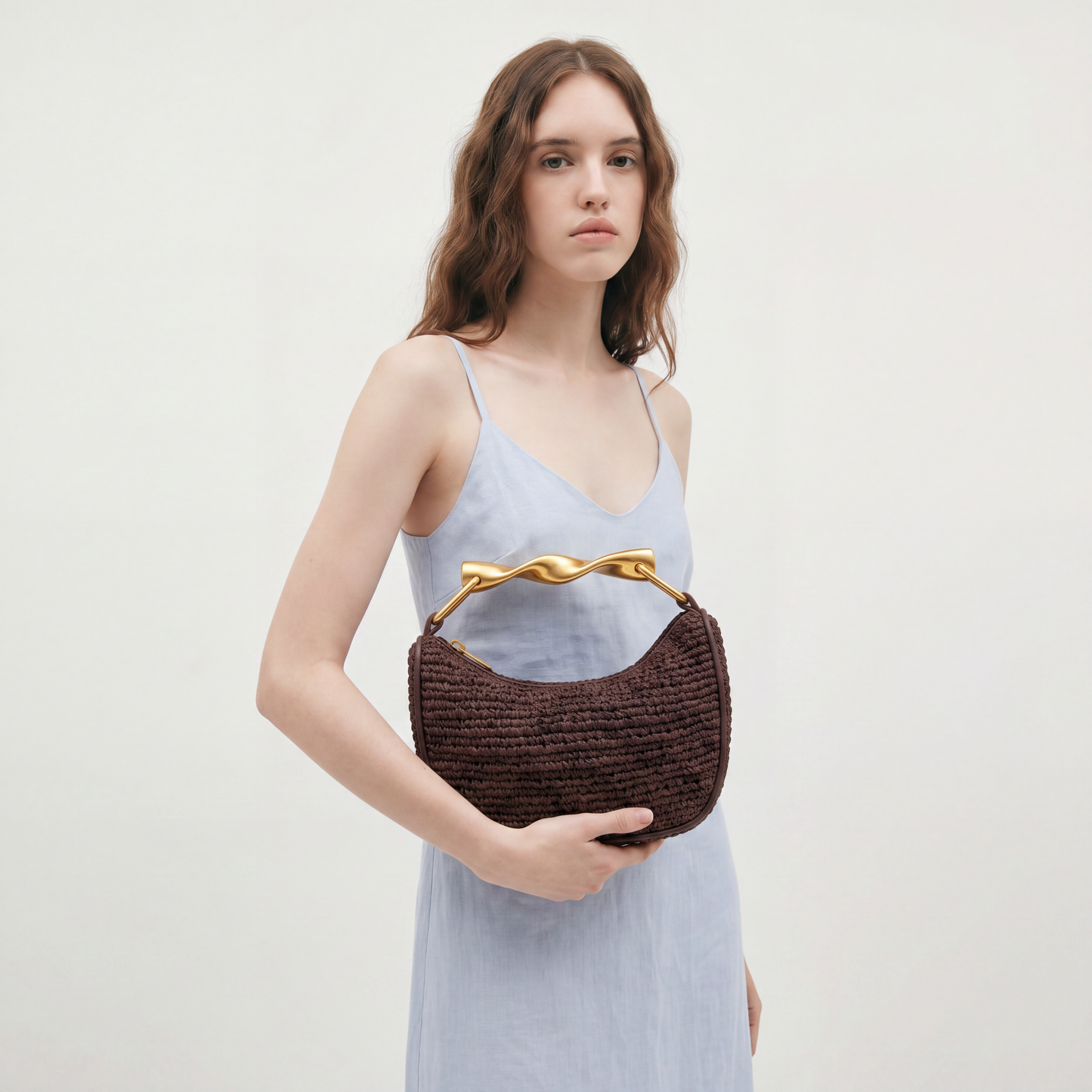Woven Straw Shoulder Bag Metallic Handle Summer Beach Hobo Clutch