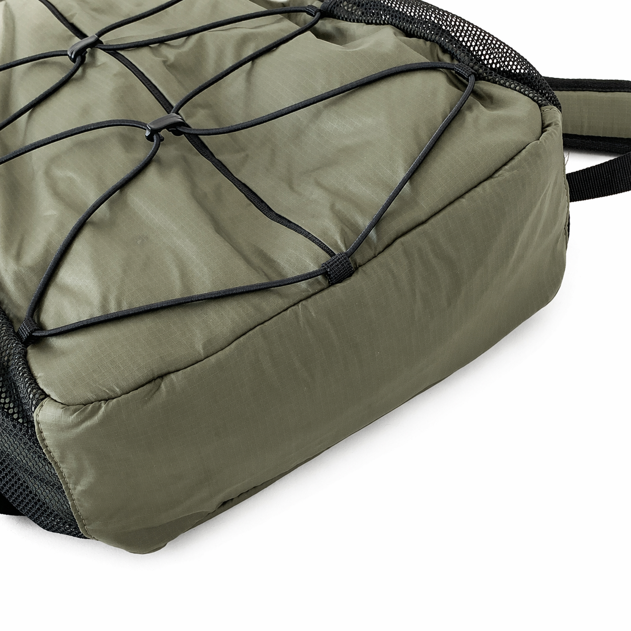 Lightweight Nylon Backpack Fashion Travel Daypack Casual Commuter Bag
